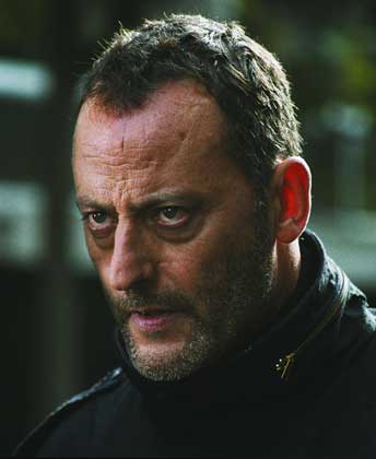 Une cagoule, c’est un message qu’est pas signé, L’Immortel avec Jean Reno